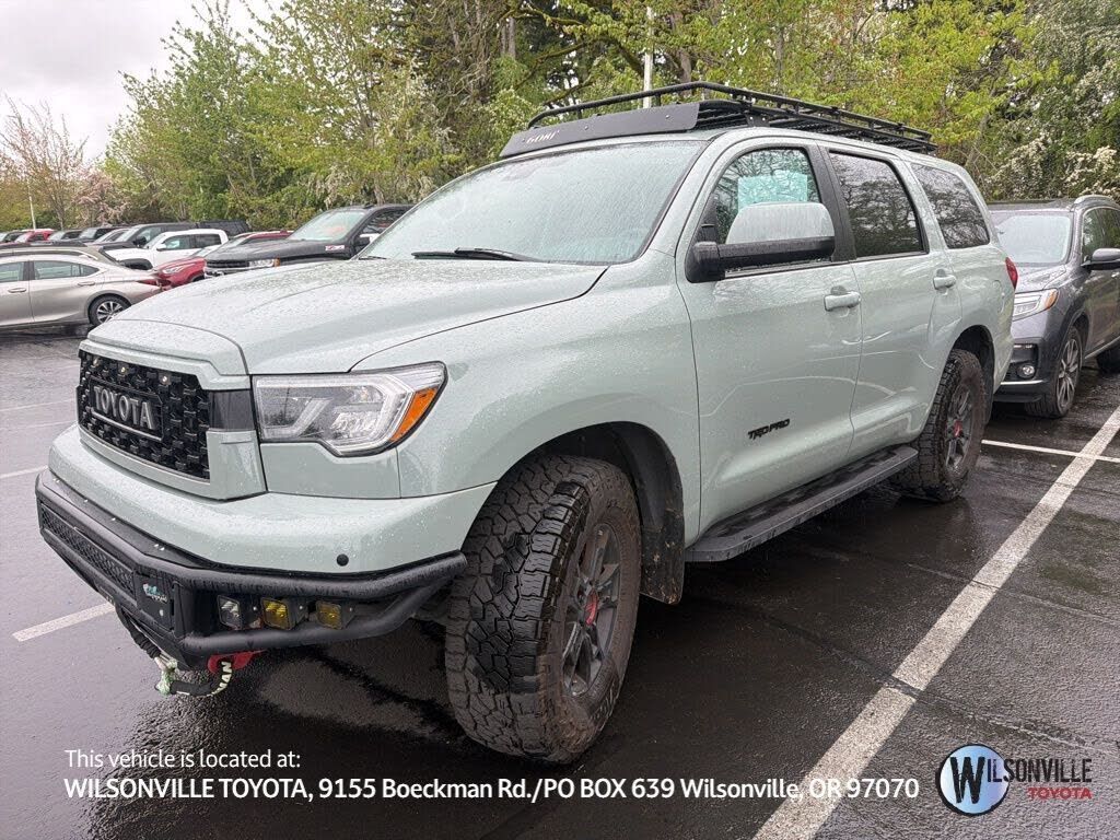 2022 TOYOTA Sequoia