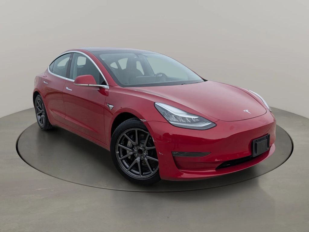 2018 TESLA Model 3