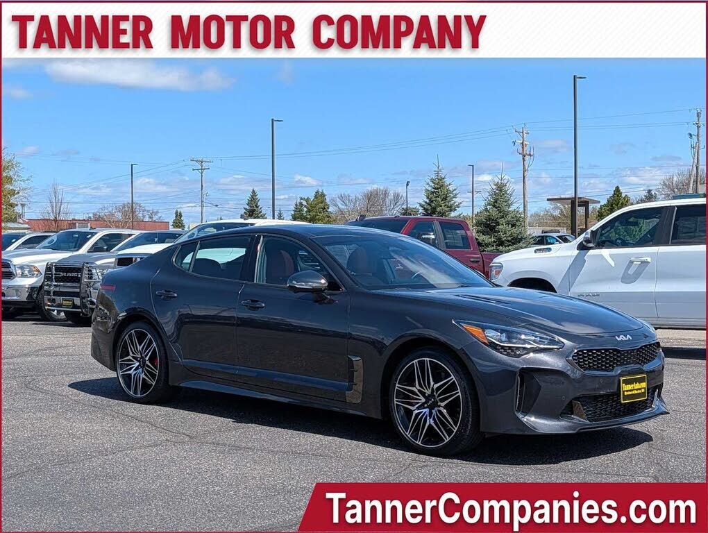 2023 KIA Stinger