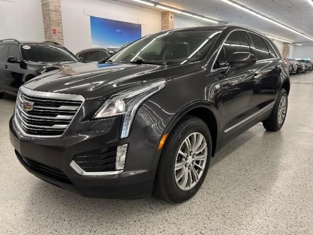 2017 CADILLAC XT5