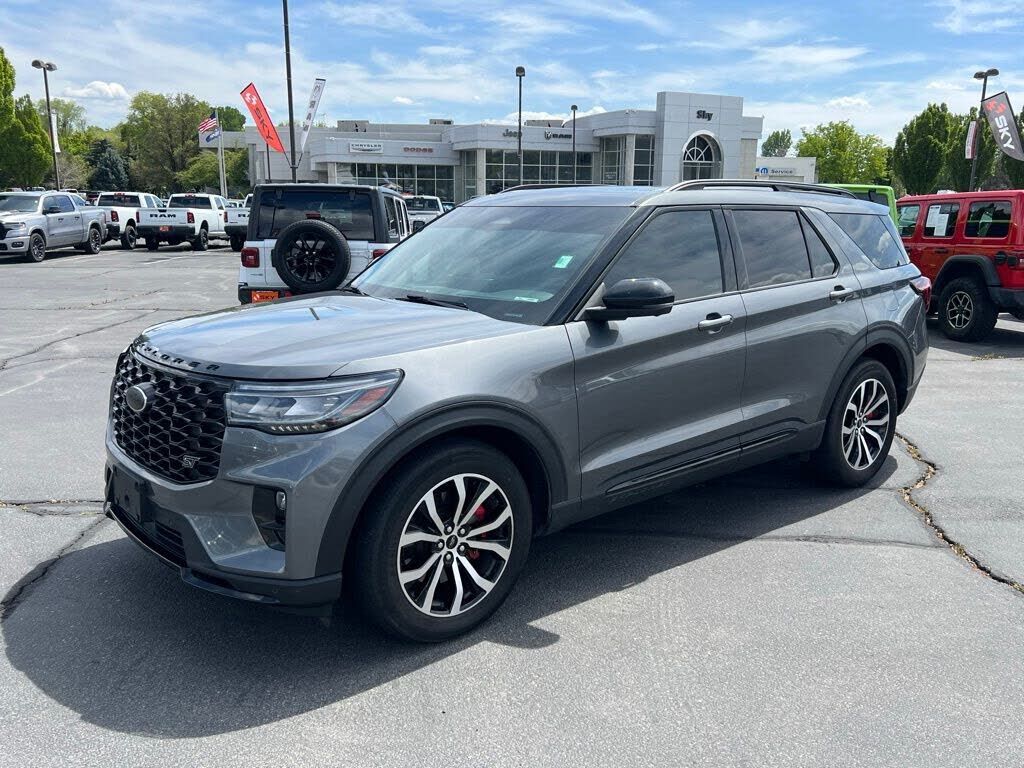 2025 FORD Explorer