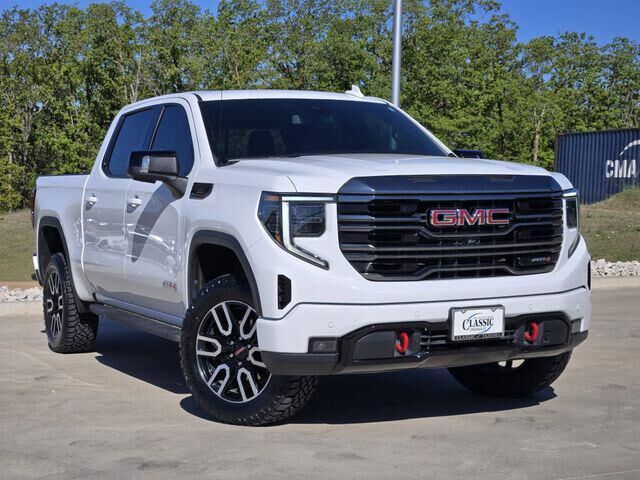 2023 GMC Sierra