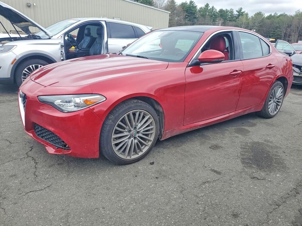 2017 ALFA ROMEO Giulia