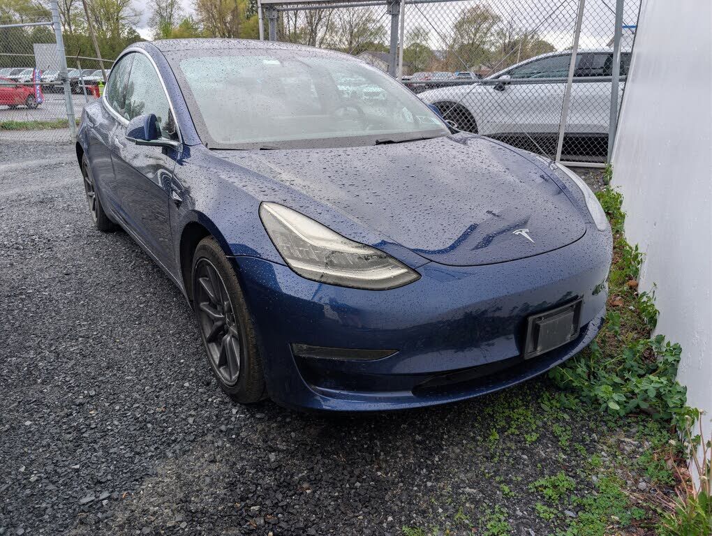 2019 TESLA Model 3