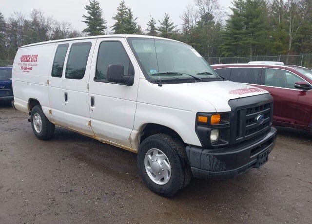 2013 FORD E-350