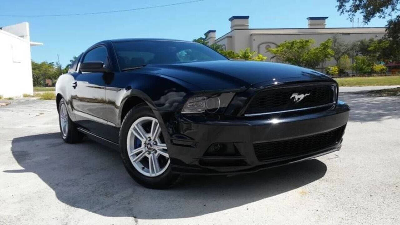 2014 FORD Mustang