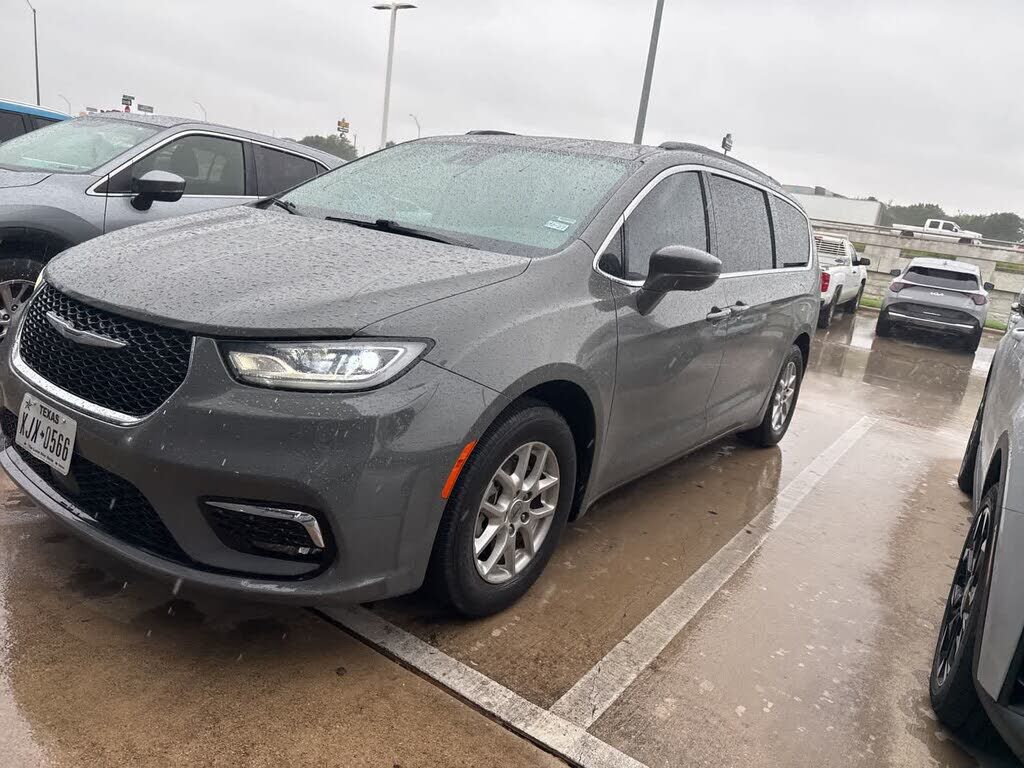 2022 CHRYSLER Pacifica