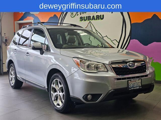 2015 SUBARU Forester