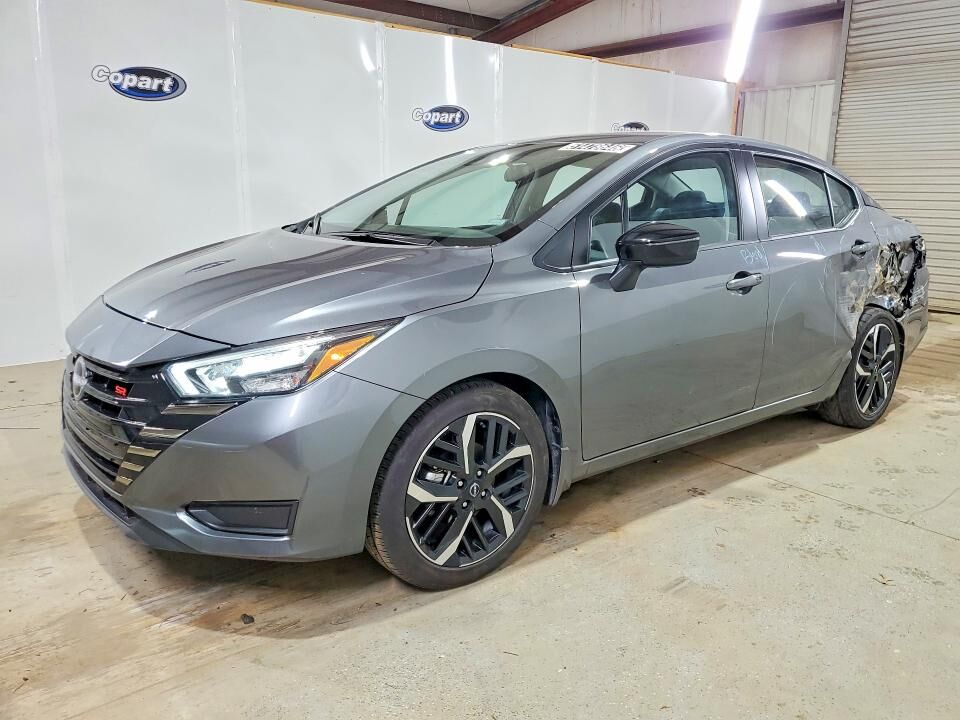 2024 NISSAN Versa