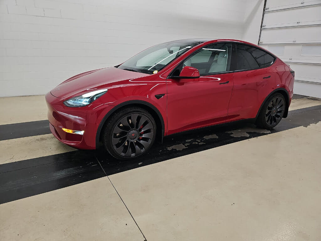 2022 TESLA Model Y