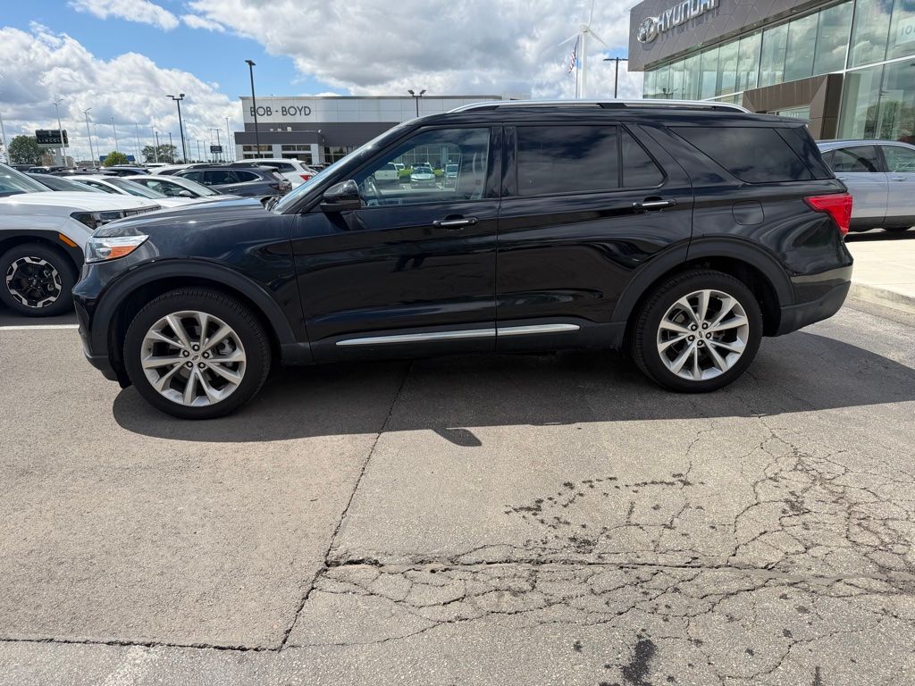 2022 FORD Explorer