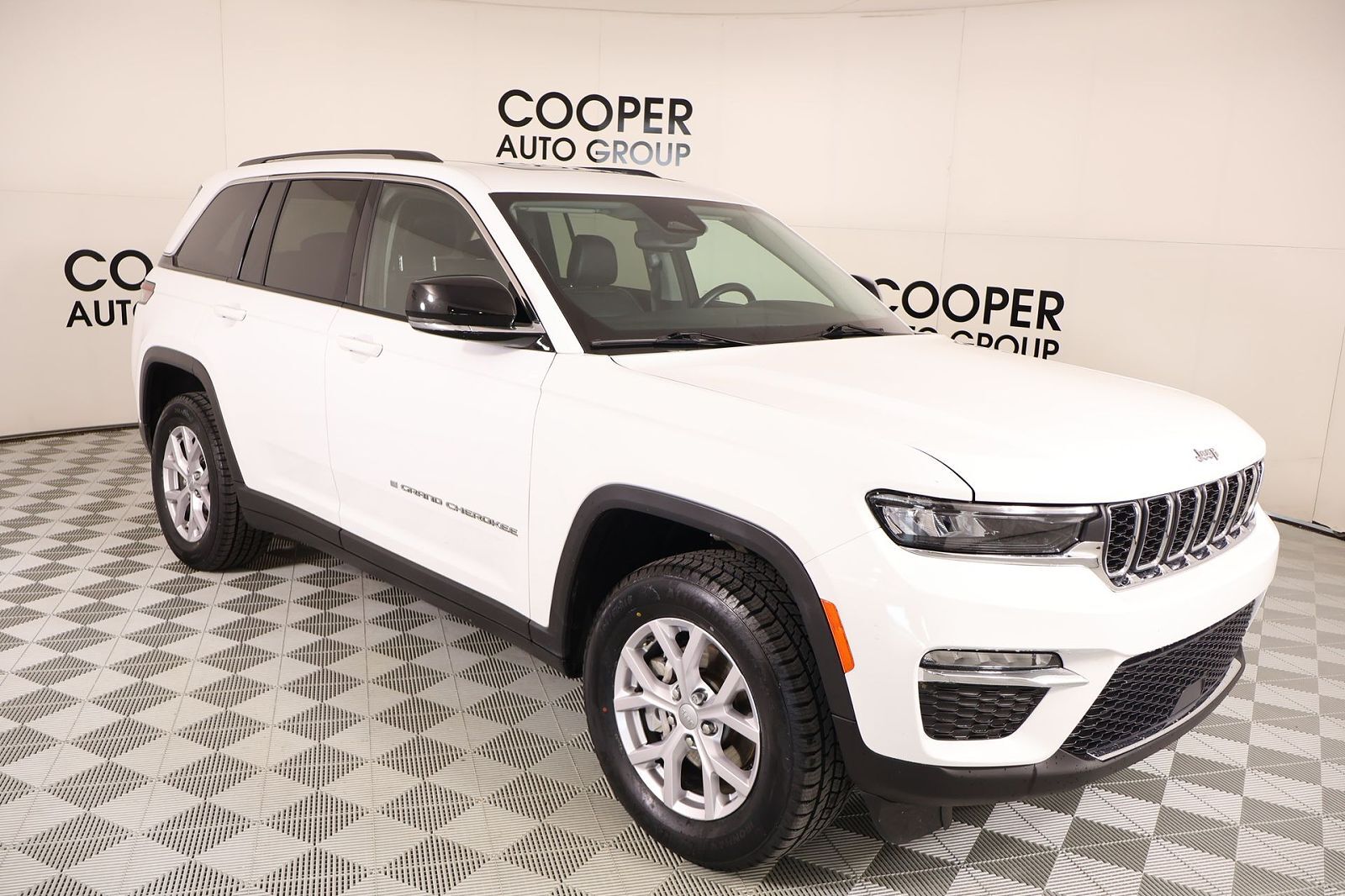 2022 JEEP Grand Cherokee
