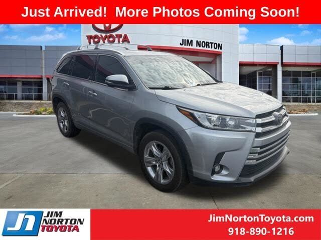2019 TOYOTA Highlander