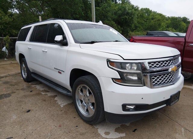 2016 CHEVROLET Suburban