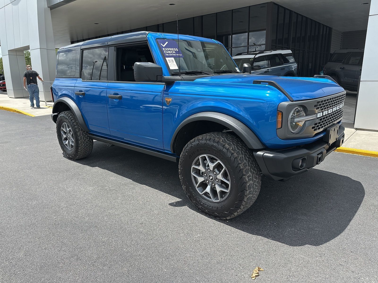 2025 FORD Bronco
