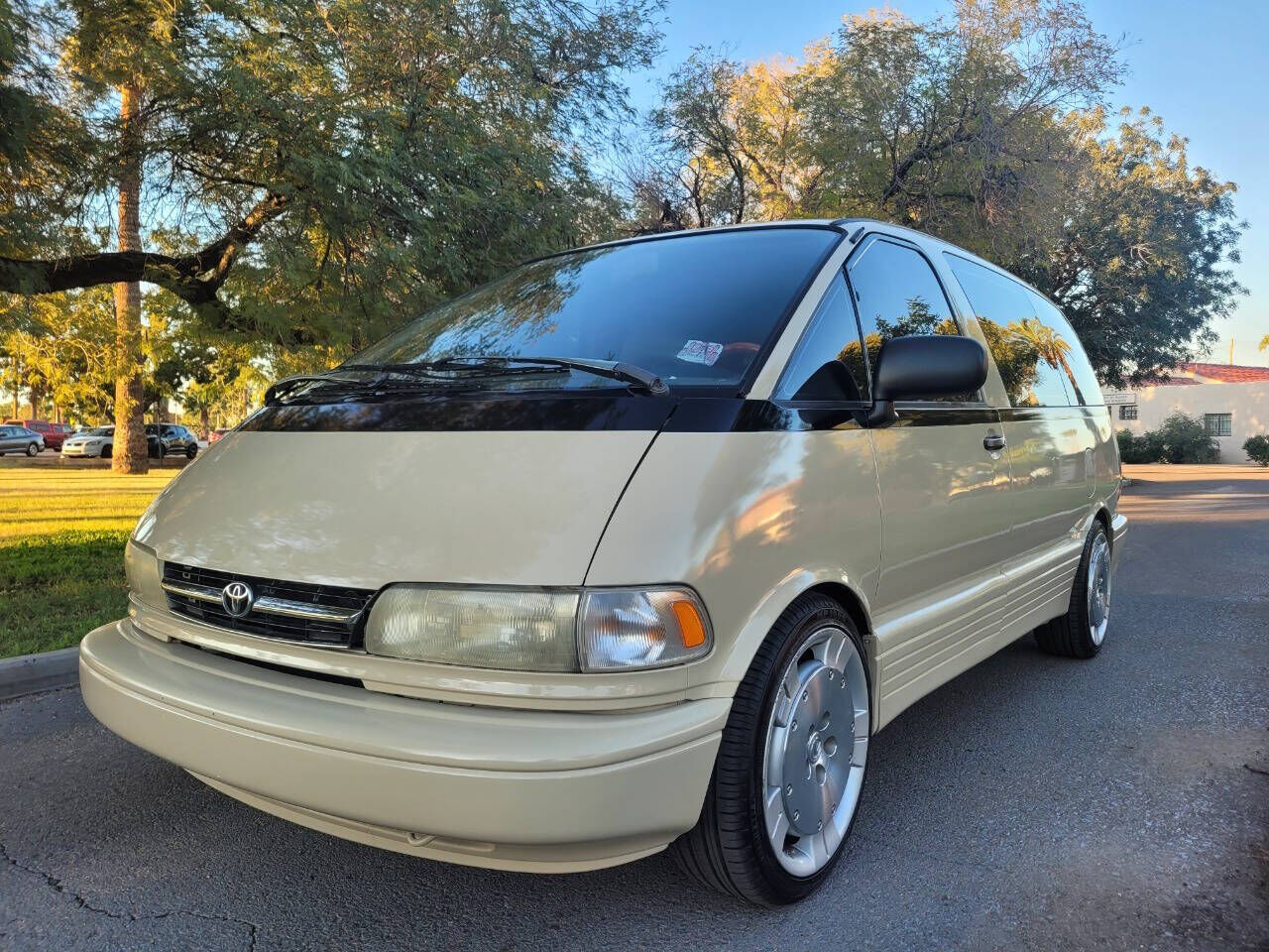 1993 TOYOTA Previa