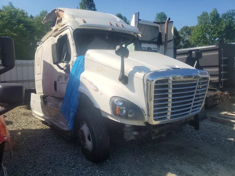 2020 FREIGHTLINER Cascadia