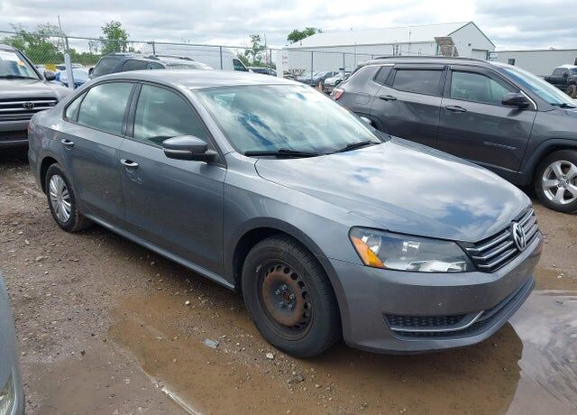 2014 VOLKSWAGEN Passat