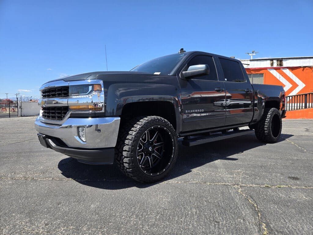 2018 CHEVROLET Silverado