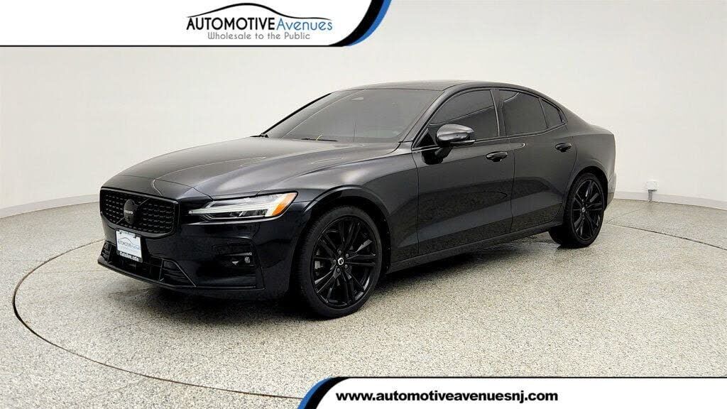 2024 VOLVO S60