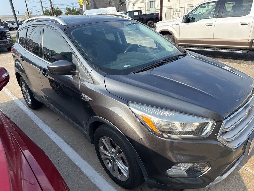 2019 FORD Escape
