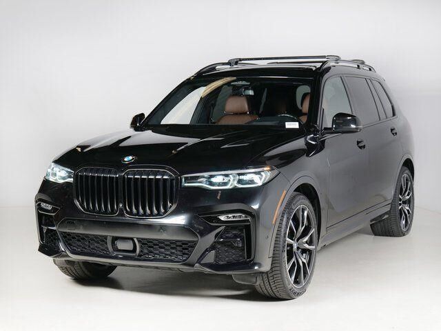 2022 BMW X7