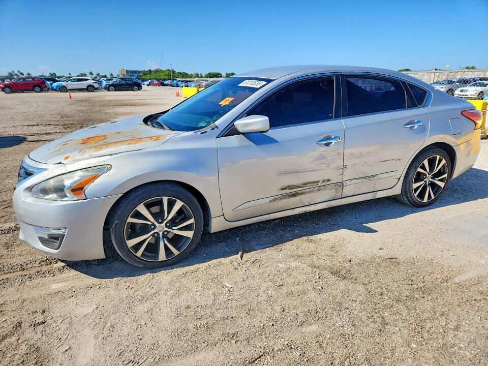 2013 NISSAN Altima