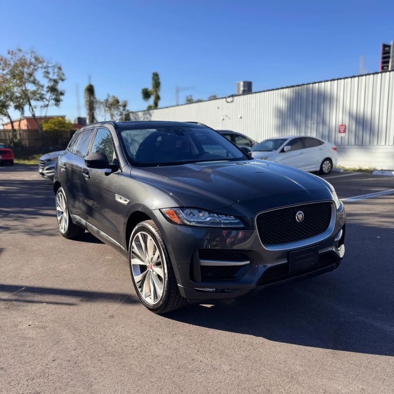 2018 JAGUAR F-Pace