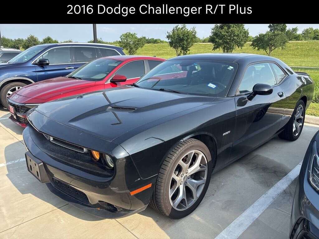 2016 DODGE Challenger
