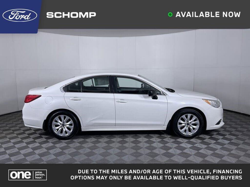 2017 SUBARU Legacy