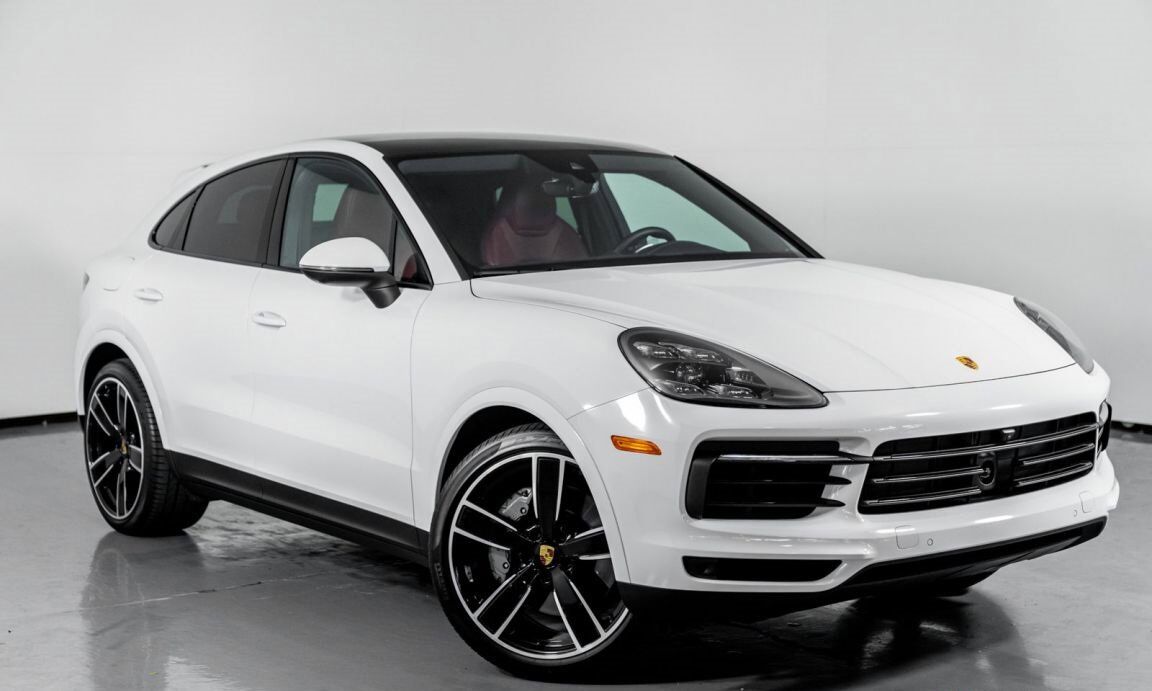 2022 PORSCHE Cayenne
