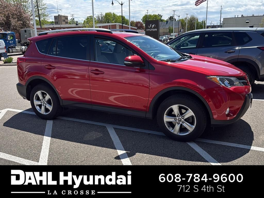 2015 TOYOTA RAV4