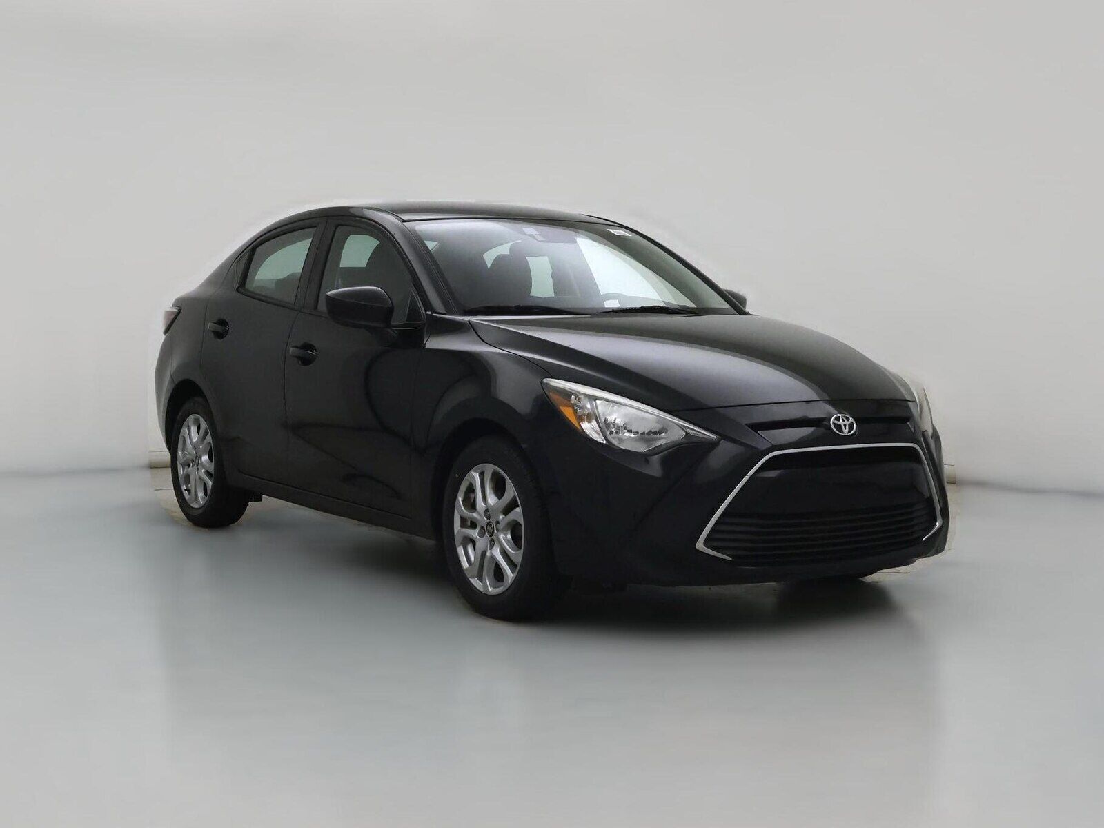 2017 TOYOTA Yaris