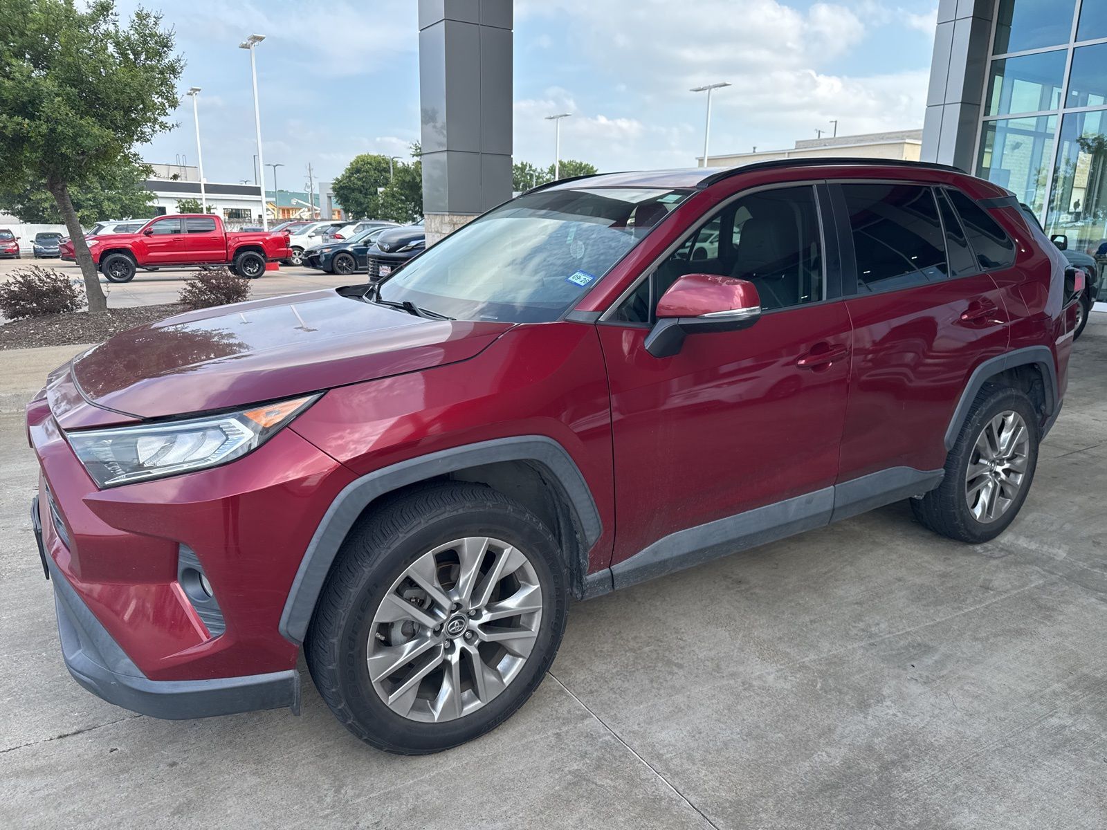 2019 TOYOTA RAV4
