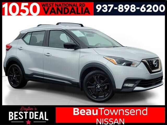 2020 NISSAN Kicks