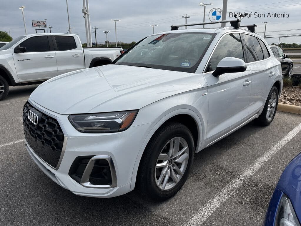 2022 AUDI Q5