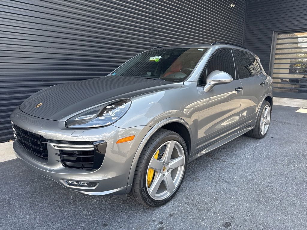 2017 PORSCHE Cayenne