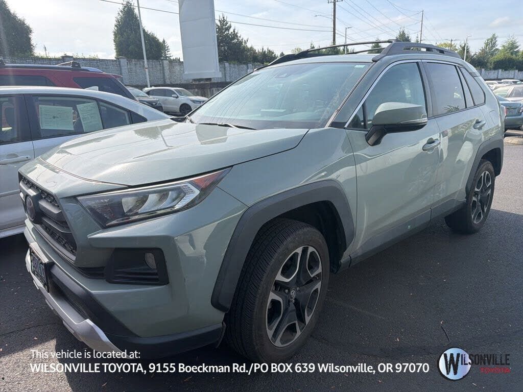 2019 TOYOTA RAV4