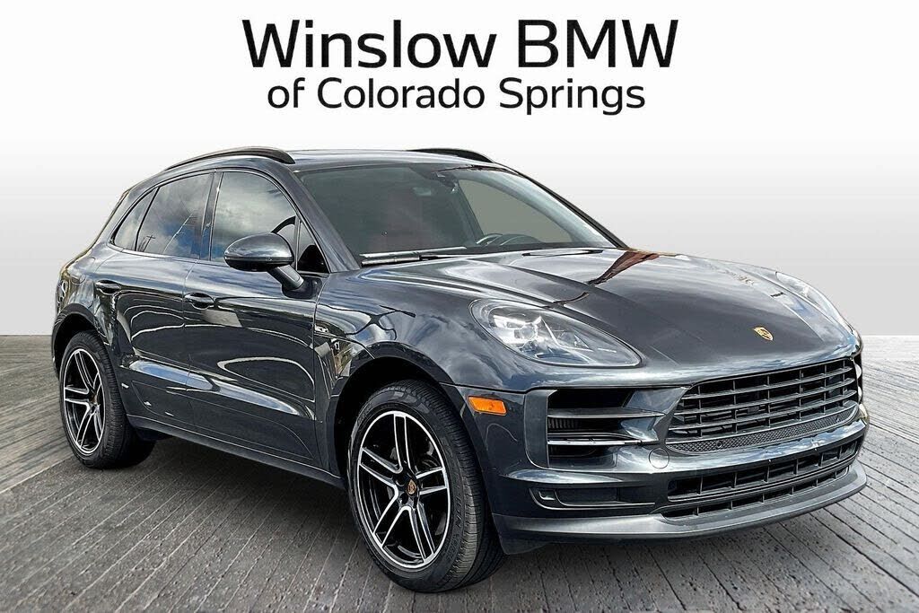 2020 PORSCHE Macan