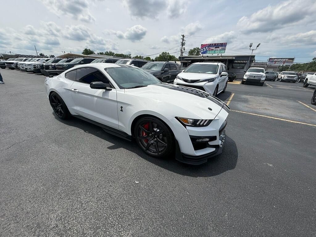 2020 FORD Mustang