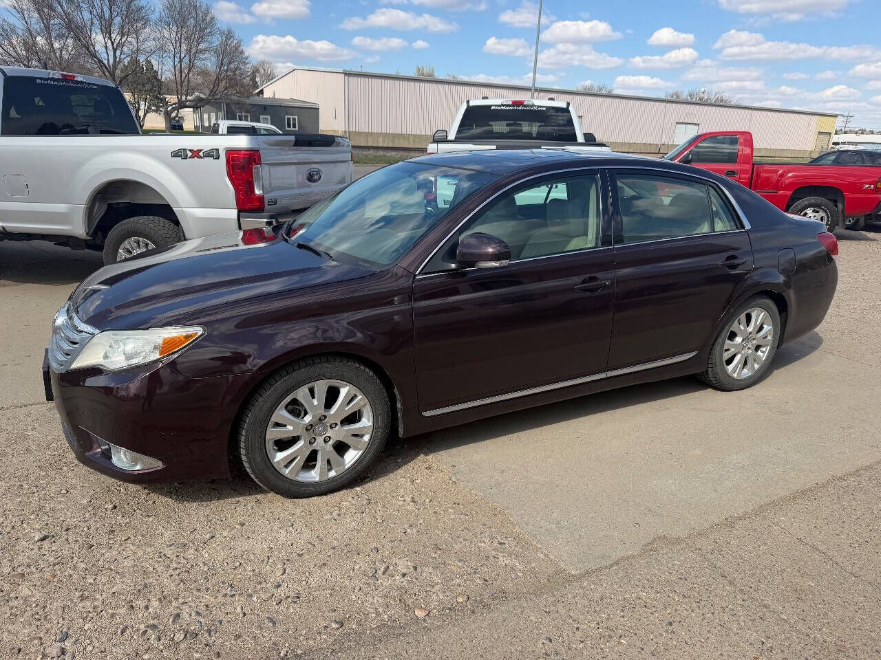2011 TOYOTA Avalon