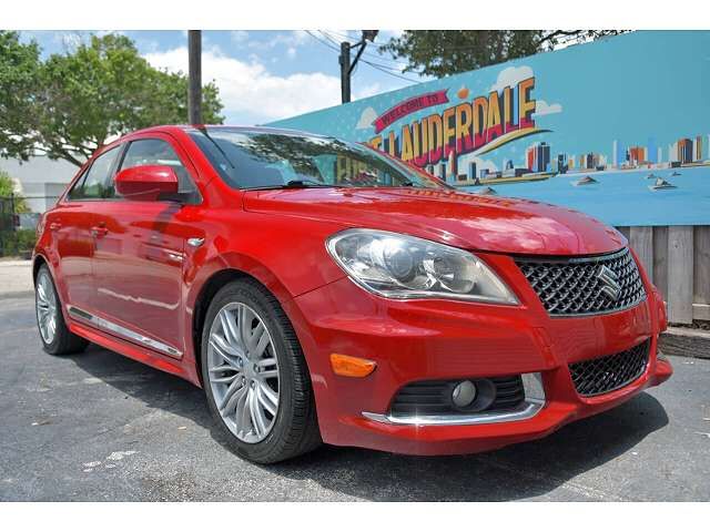 2013 SUZUKI Kizashi