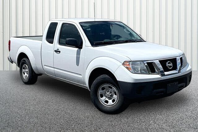 2016 NISSAN Frontier