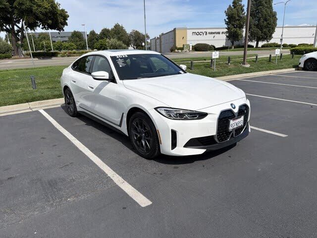 2023 BMW i4