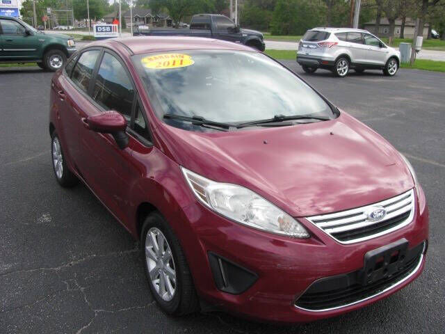 2011 FORD Fiesta