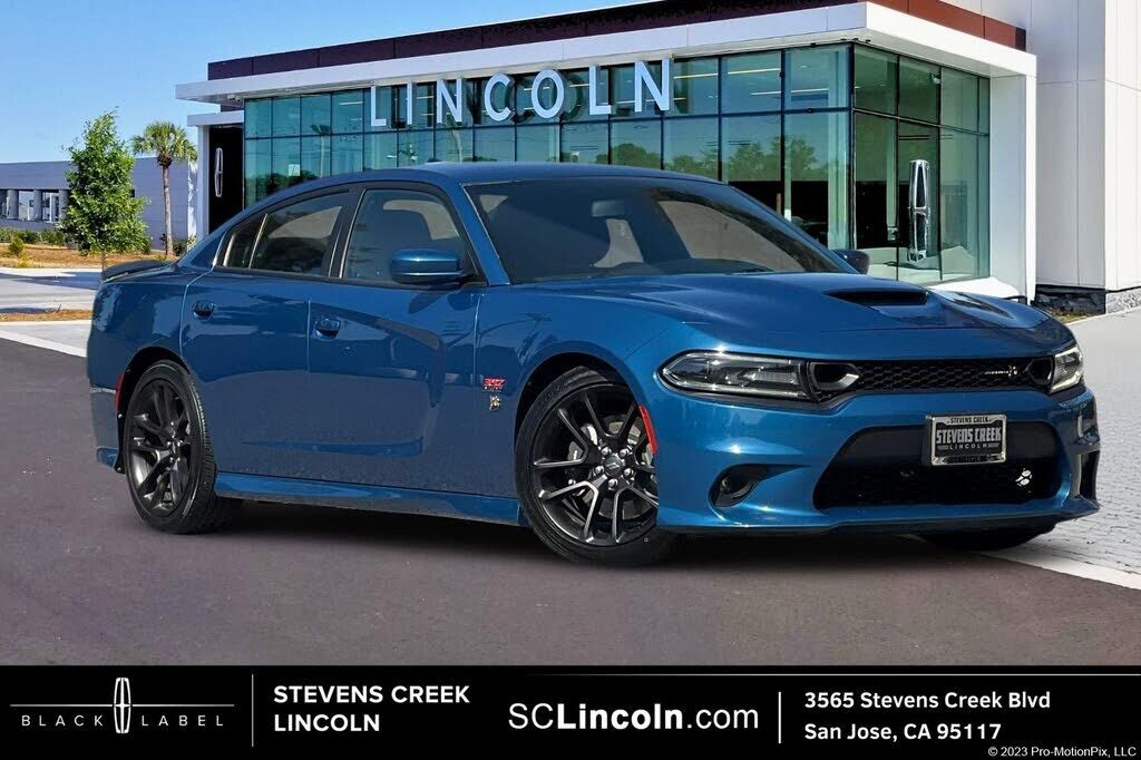 2020 DODGE Charger
