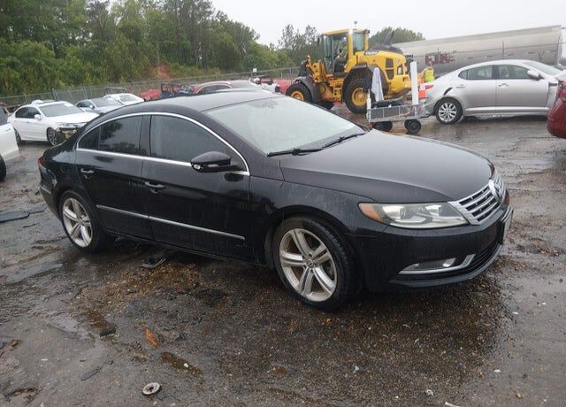 2013 VOLKSWAGEN Passat