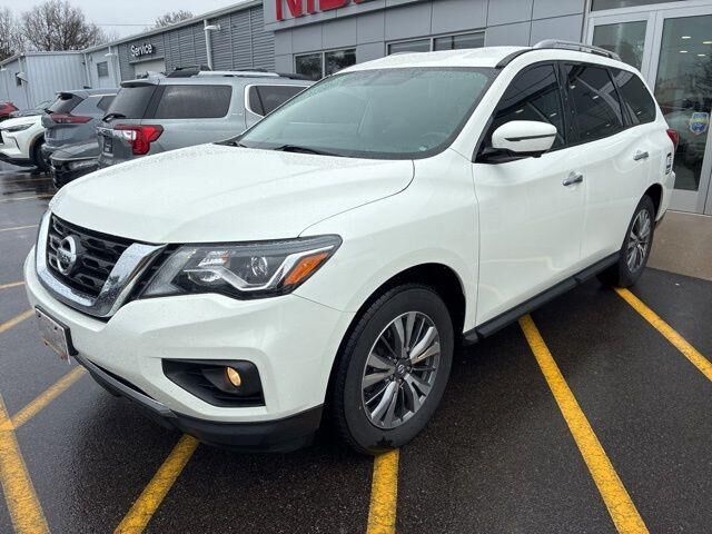 2019 NISSAN Pathfinder