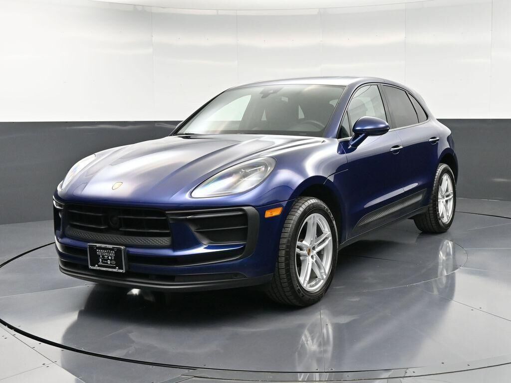 2023 PORSCHE Macan