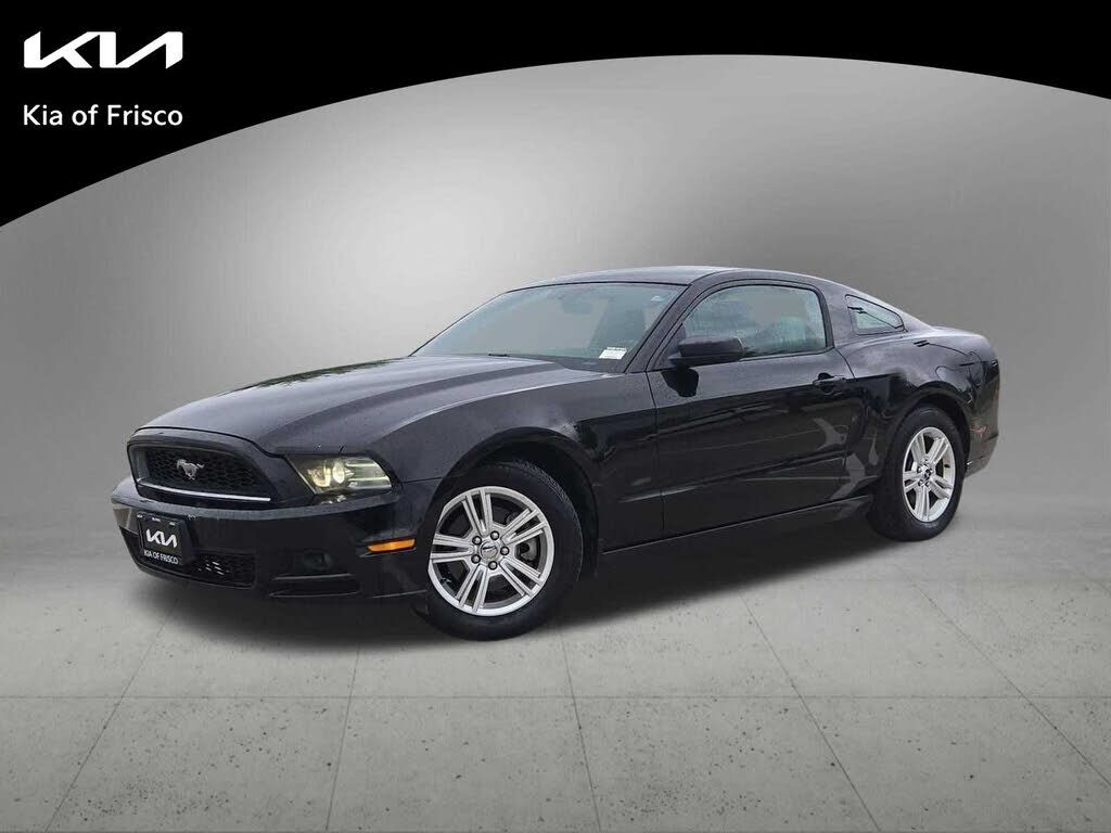 2013 FORD Mustang